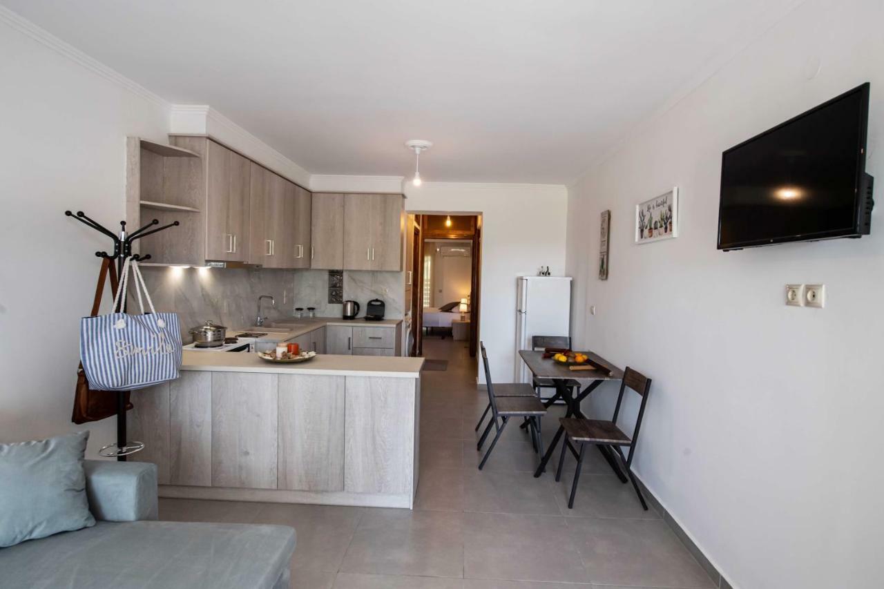 F City Apartments Lefkáda Eksteriør billede